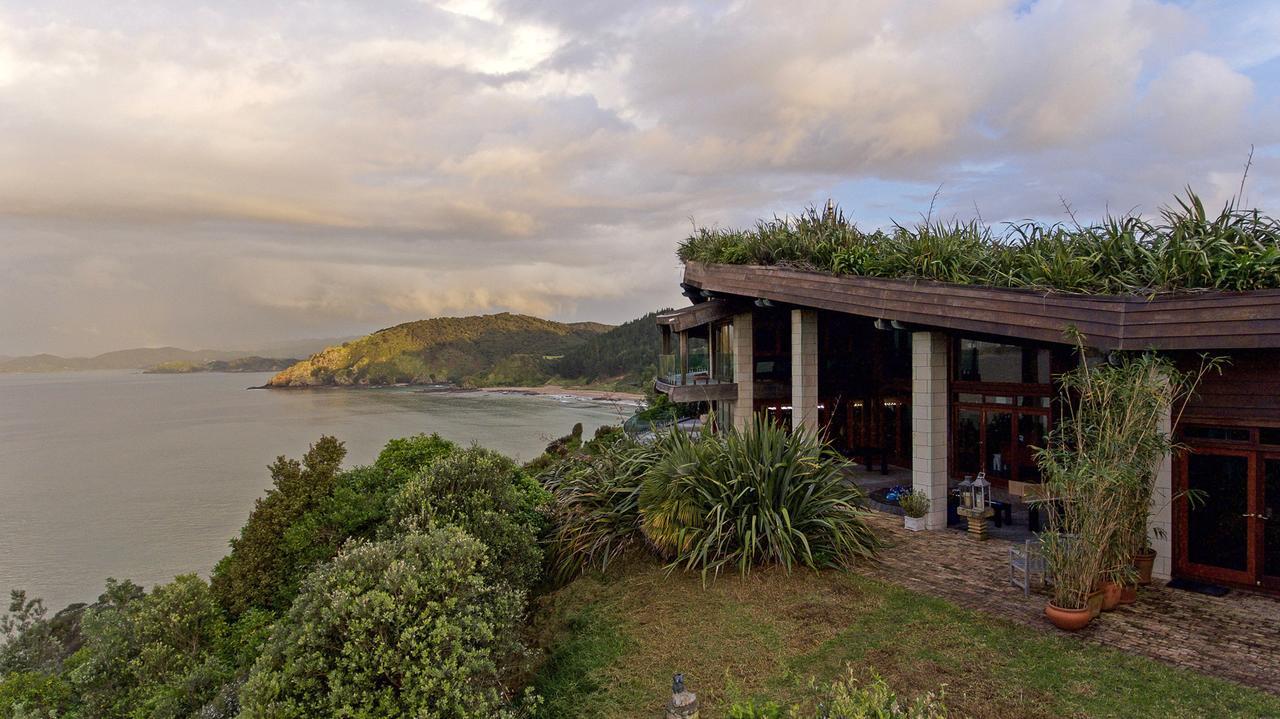 Donkey Bay Inn รัสเซล ภายนอก รูปภาพ